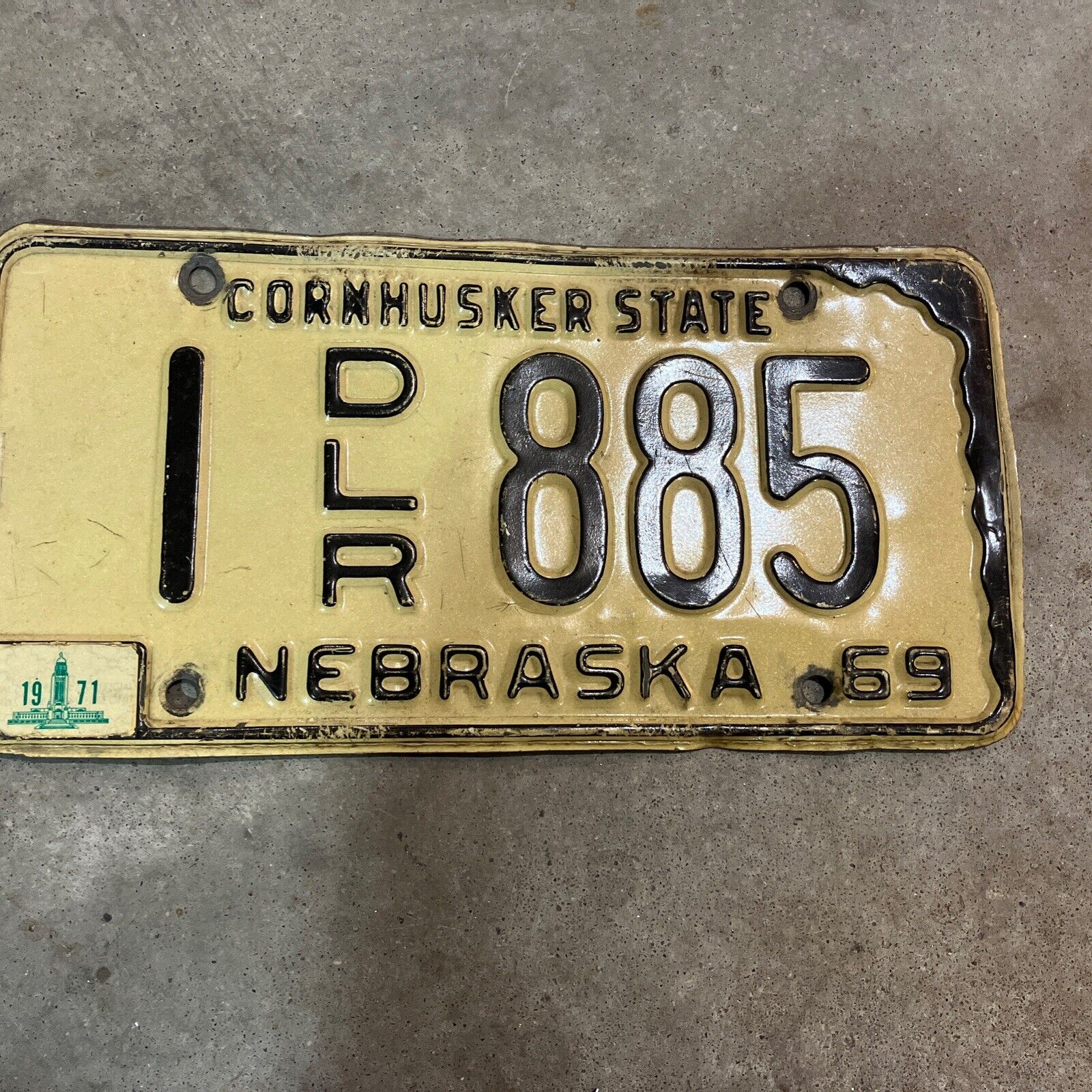 1971 Nebraska Dealer License Plate Douglas County