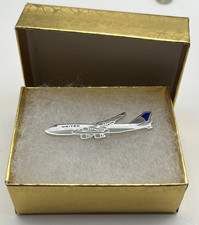 United Airlines Boeing 747 Airplane Lapel Pin – Modern Reproduction Gift picture