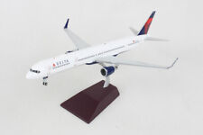 Gemini Jets G2DAL1111 Delta Airlines Boeing 757-300 N590NW Diecast 1/200 Model picture