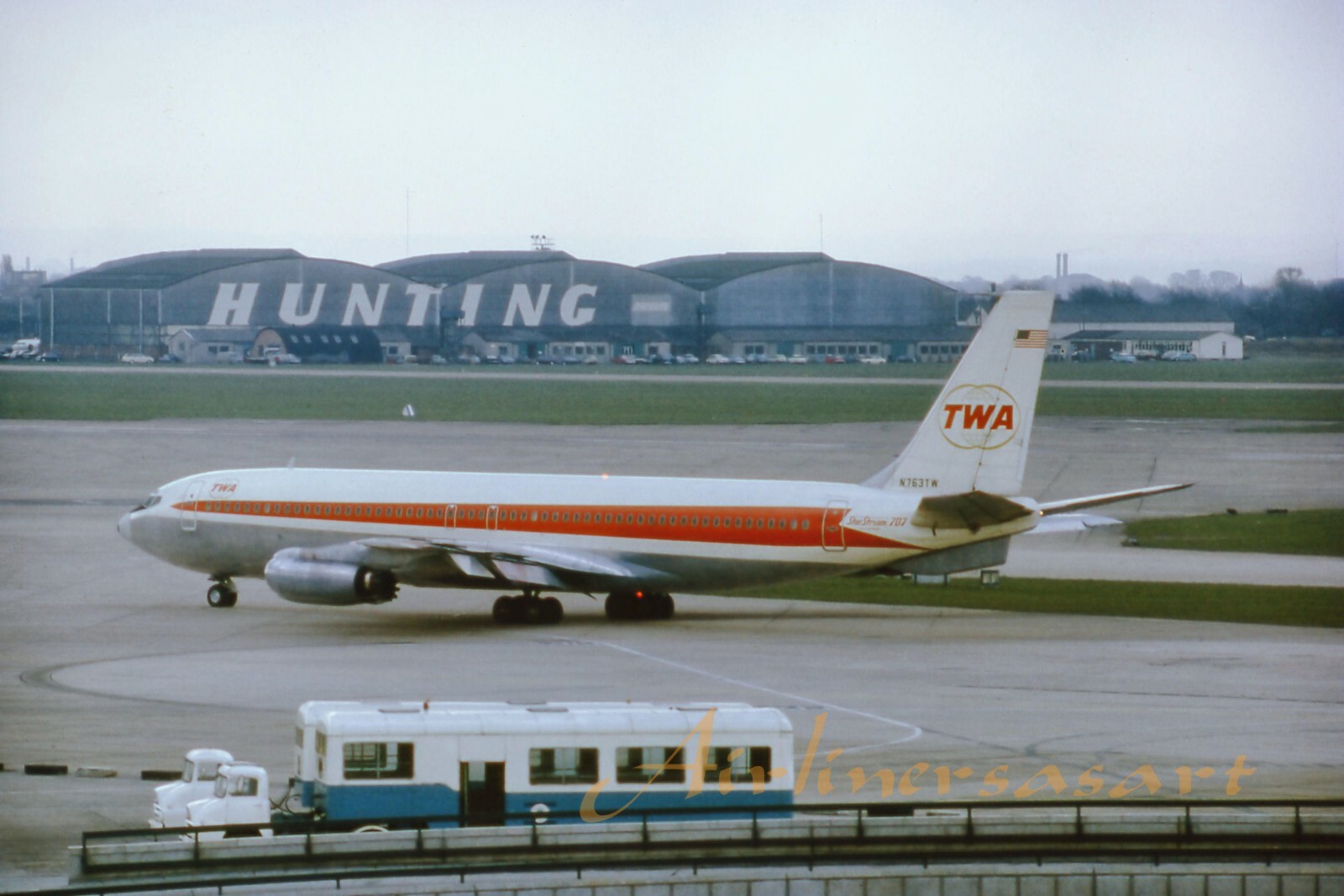 TWA Boeing 707-331 N763TW at LHR in April 1969 8\