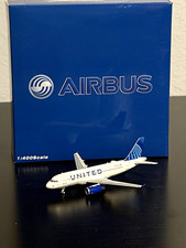 Panda Models United Airlines Airbus A319 N876UA 1:400 Scale Diecast Model picture