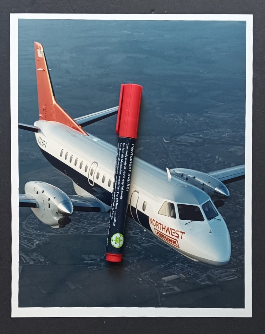 NORTHWEST AIRLINK SAAB 340 N329PX • LARGE ORIGINAL VINTAGE PHOTO 8\ NORTHWEST AIRLINK SAAB 340 N329PX • LARGE ORIGINAL VINTAGE PHOTO 8\
