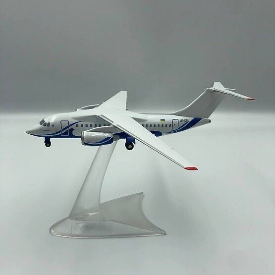 Aircraft model: Antonov 148-100E Air Ocean Reg: UR-CTF