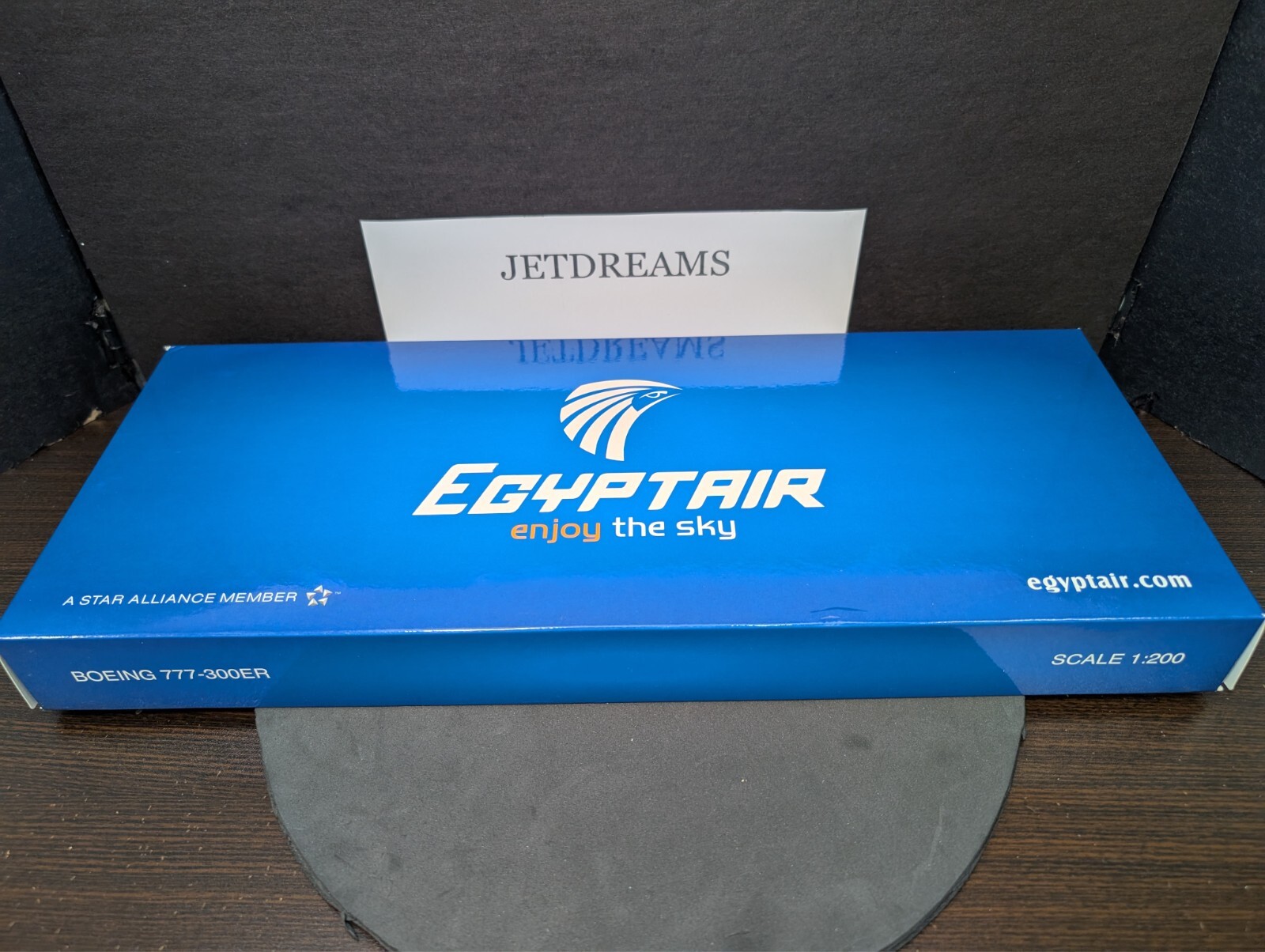 1/200 EGYPTAIR BOEING 777-300ER 2009\'S COLORS AERO LE PLANE #77 OF 100 MADE