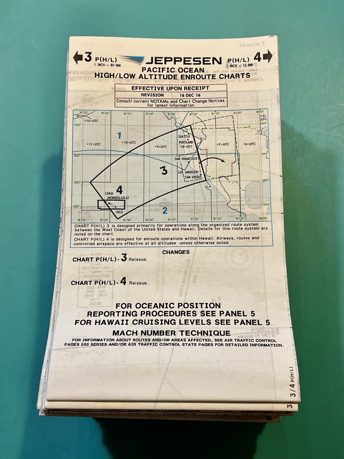 18 JEPPESEN PILOT CHARTS SET— ALL DIFFERENT 18 JEPPESEN PILOT CHARTS SET— ALL DIFFERENT
