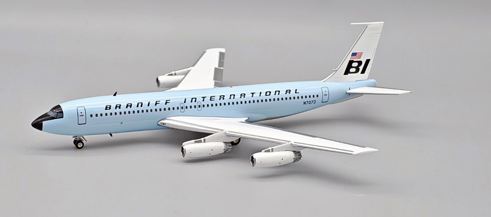 Braniff / Boeing 707-227 Super Jet / N7072 / IF702BN0825 / 1:200