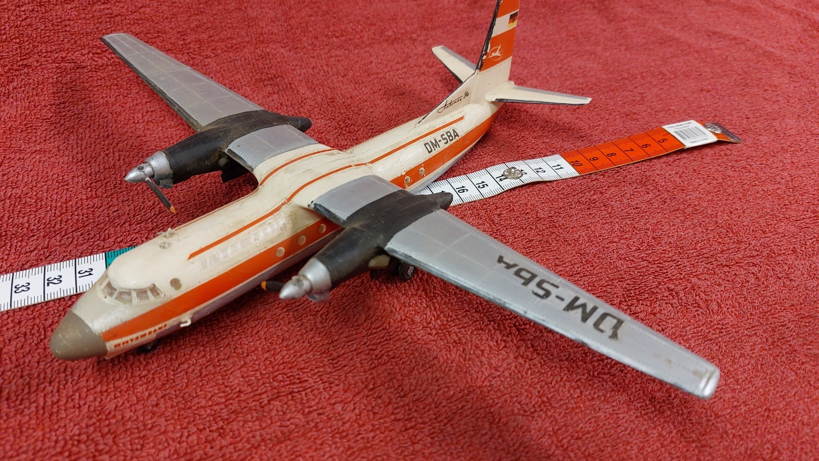RARE ANTONOV AN-24 INTERFLUG DM-5BA APPROX 1/100 SCALE BUILT FOR REPAIR