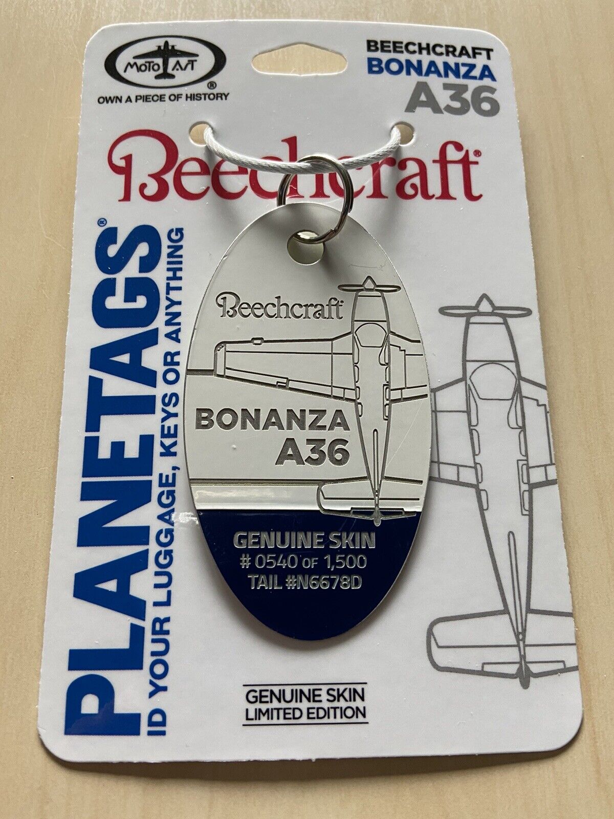 MotoArt Beechcraft Bonanza A36 White/Blue Plane Tag #0540