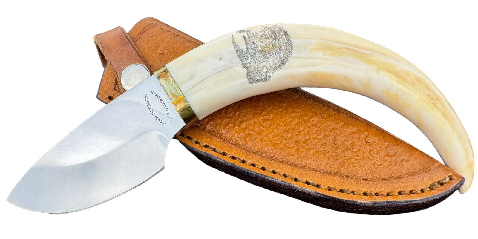 Fine Custom Made Hunting Knife GAVIN DICKERSON - Robust Blade & Warthog Tusk