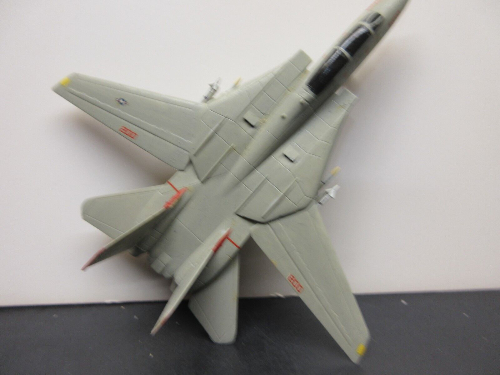 1/144 F-14A TOMCAT VF-111 SUNDOWNERS  display model lot I