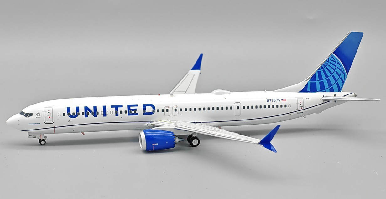 United Airlines / Boeing B737-9 MAX / N77575 / IF739M0825 / 1:200