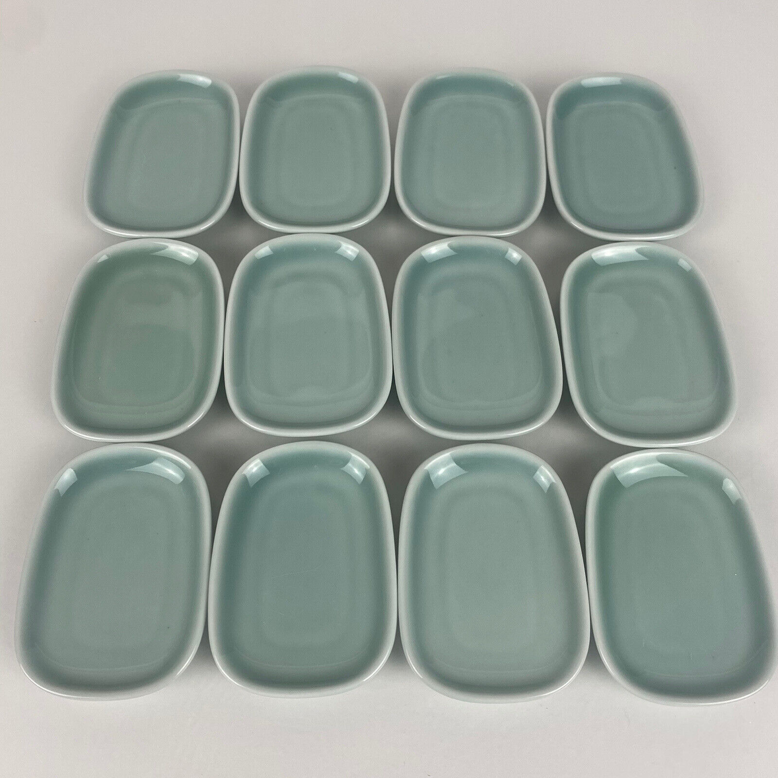 Lot of 12 DELTA AIRLINES ALESSI Small/Mini Asian Plate 3.5\