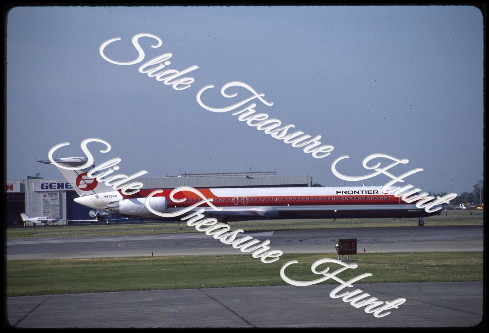 Douglas MD-82 Aircraft Frontier Airlines N475AC 35mm Slide 1980s Kodachrome Douglas MD-82 Aircraft Frontier Airlines N475AC 35mm Slide 1980s Kodachrome
