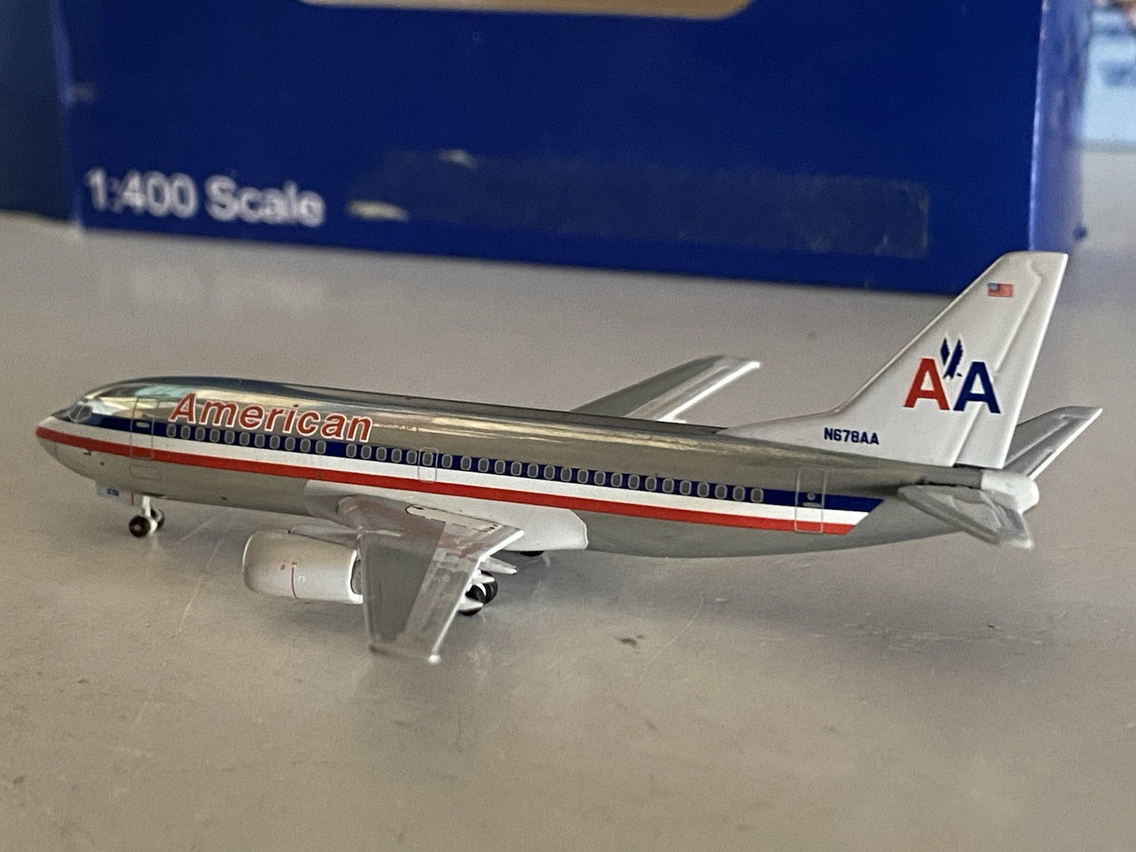 Aeroclassics American Airlines Boeing 737-300 1:400 N678AA ACN678AA